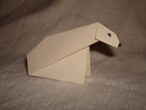 Ours de Giang Dinh
Tout compte fait je suis pas prï¿½te pour le Wet-folding... Moi et le fait que je n'ai pe pas le bon papier... 
Mots-clés: ours polaire bear polar
