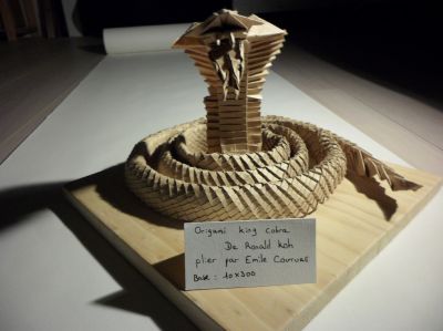 Origami king cobra de Ronald koh
Un long et fastidieux travail mais un résultat plus que satisfaisant !
