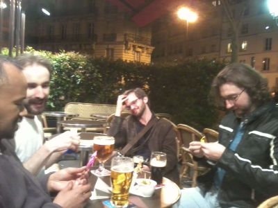 rencontre du 12 mai 2011 
avec chtik dahut aurèle et julien (manque orimunshine qui venait de partir)
