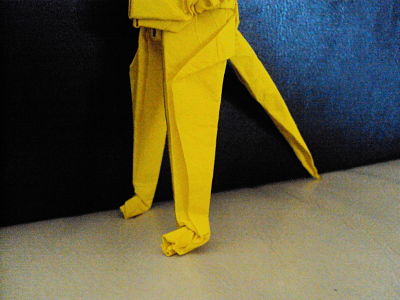 anubis
Je l'ai fais pour le chalenge 2 contre plitoujours.
carre de double soie jaune de 45 cm de coté
