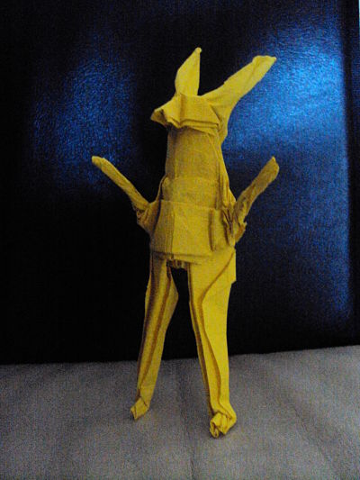 anubis
Je l'ai fais pour le chalenge 2 contre plitoujours.
carre de double soie jaune de 45 cm de coté
