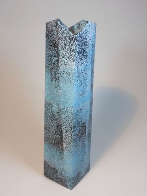 Vase 1 B
