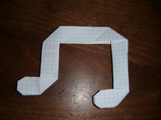 Note de musique
Diagramme "Dollar bill eight notes" de A.A Fehl
Plier dans un rectangle de 16x29.7cm papier petit carreaux.
