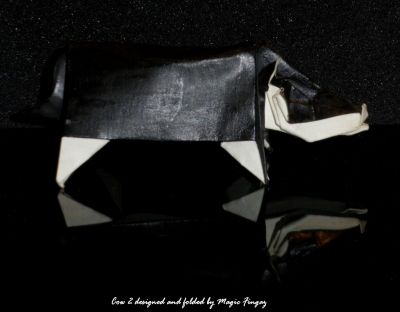 Cow_2_designed_and_folded_by_Magic_Fingaz.jpg