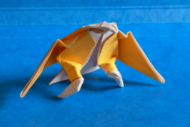 Un aigle (vue de perspective)
Mots-clés: aigle, origami