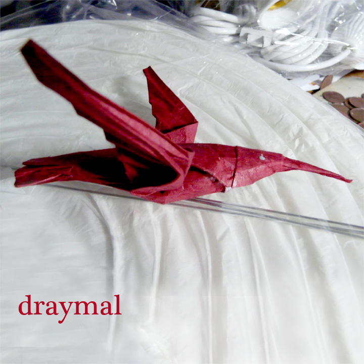 Ruby-Throated HummingBird - Robert Lang - Origami Design Secrets 6
Plié par moi 
Modèle de Robert Lang - Origami Design Secrets
