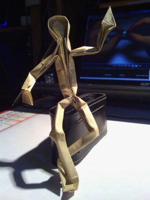 Origami Man (Claudio Acuña J.)
