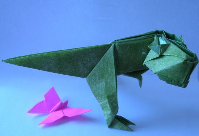 T-rex de Fernando Gilgado
Soie métallisé de Terry
