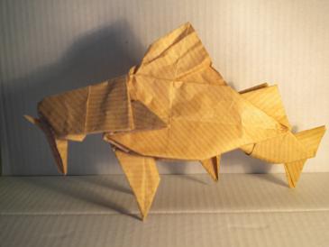 Goatfish de Robert Lang
Fait il y a quelques mois, en papier kraft.
Mots-clés: Robert Lange goatfish poisson