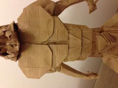 Werewolf by Le tuan
Plier dans du kraft 50 X50
