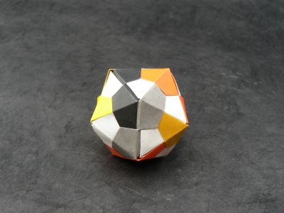 Icosahèdre de L. Simon et B. Arnstein 01
