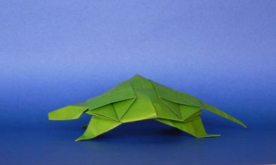 Tortue de John Montroll 01
En papier kami, de 15x15 cm.
Mots-clés: tortue turtle john montroll