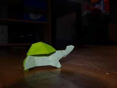 tortoise de Sergey Yartsev
pour le challenge de pliage de mars 2013, mon tout 1er, snort (émotion). feuille15*15

