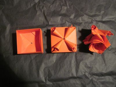 Les pièces de la boîte de saint valentin ( Tadashi Mori) 
Faits avec le tutoriel de Tadashi Mori le papier est un papier standart.
