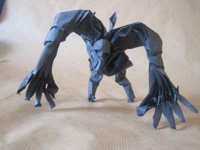 Minotaure de kamiya
Kraft noir 70 cm environ 
