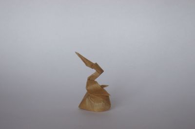 Pélican, J. Zsebe
Papier kraft, 7,5x7,5 cm. 
