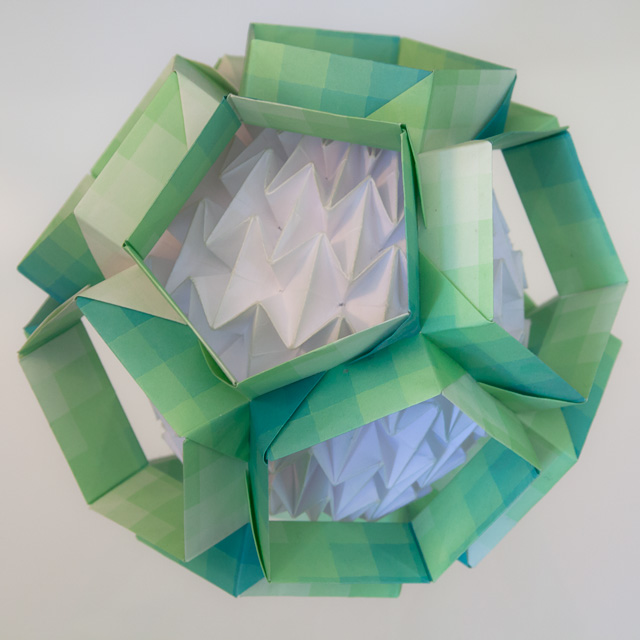 Mots-clés: Origami
