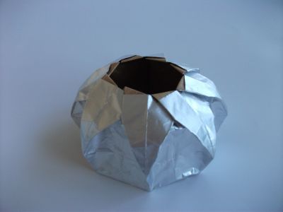 Octogonal_bowl_Martin_Quinn~0.JPG
