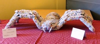 araignée modulaire
9300 pièces 3k100g beau bébé :)
Mots-clés: araignée Tarentula spider modulaire