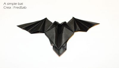 A simple bat
Mon tout premier modèle (vue de dessus)
Mots-clés: premier bat chauve souris