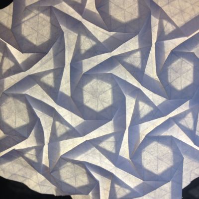 Open back hexagon twist de Eric Gjerde
