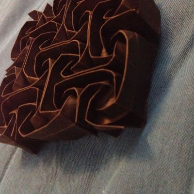 "Crystal rose" designed by Toshikazu Kawasaki
