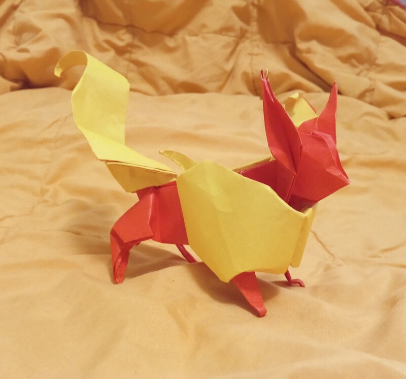 Pyroli
papier kami rouge&jaune, 50x50cm
Mots-clés: bicolore pokemon