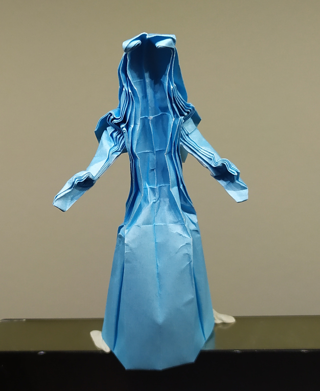 Jeune femme à la robe
